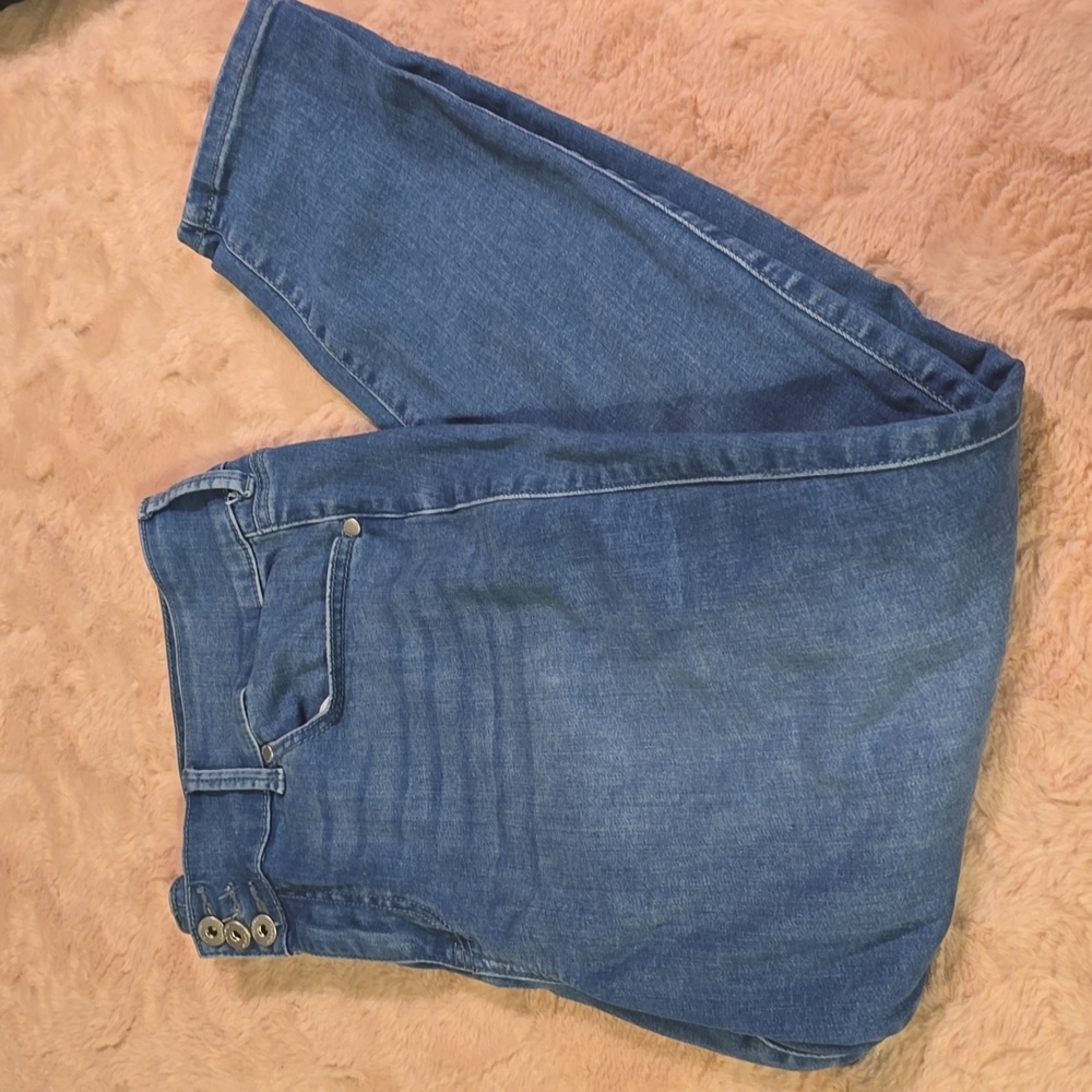 Torrid skinny leg jeggings size 20